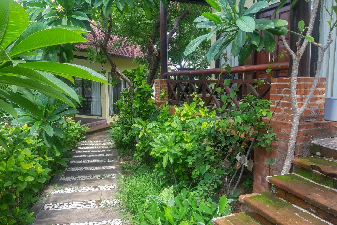Oyo 3070 Villa Lovina Eco Lodge Zewnętrze zdjęcie